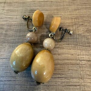 Vintage Screw Back Bead Earrings | Mid Century Honey Tone